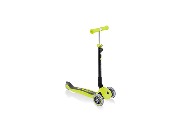 3-WHEEL SCOOTER