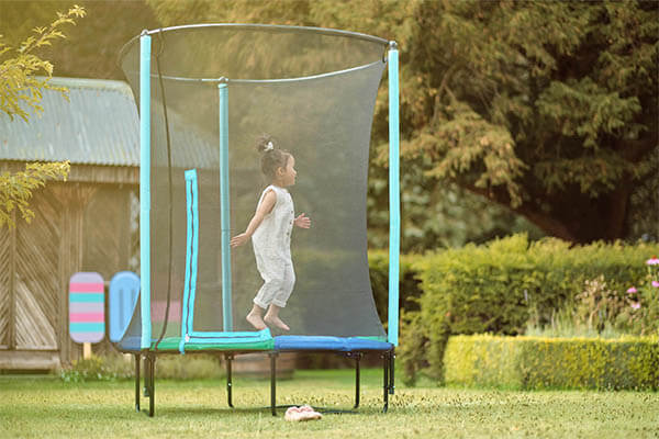 JUNIOR TRAMPOLINE AND ENCLOSURE